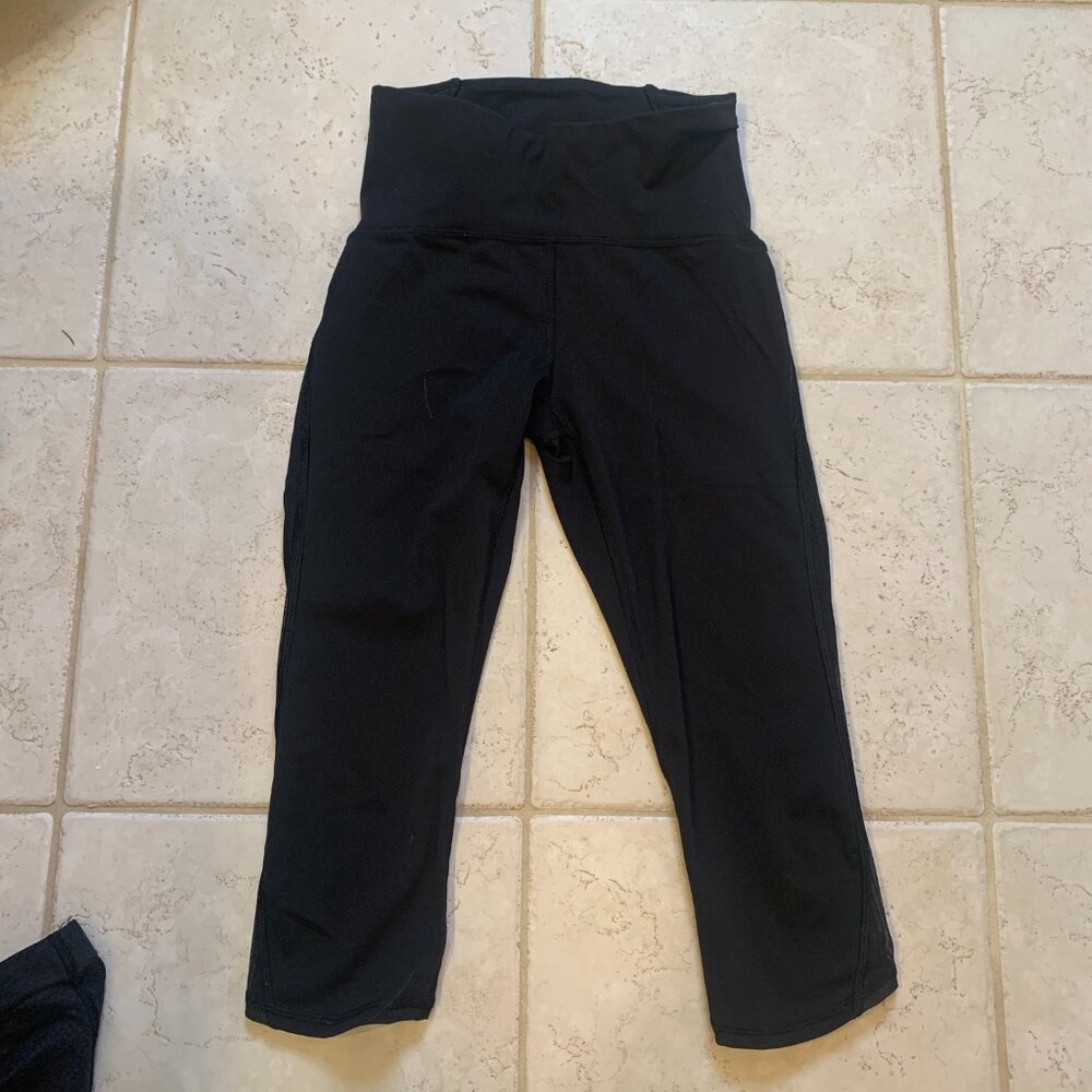 Lululemon Womens' Under High-Rise *Mesh Crop Black Size 4